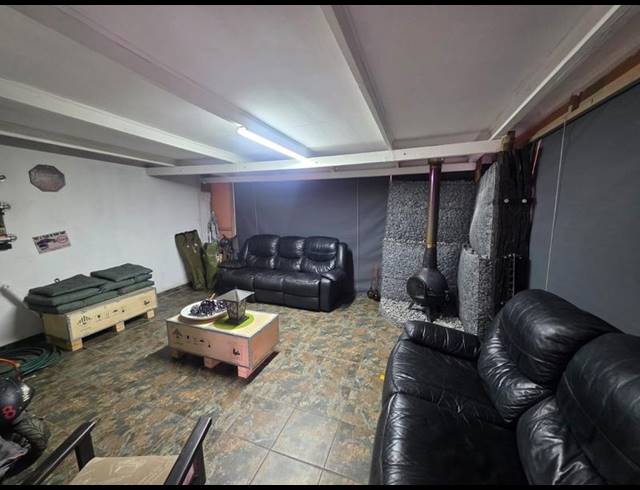 4 BEDROOM HOUSE FOR SALE IN RIVERSDALE